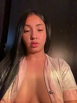 sweet kitty0110 online show from 02-08-25, 04:36