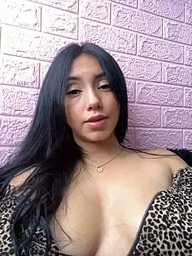 sweet kitty0110 online show from 03-11-25, 02:40