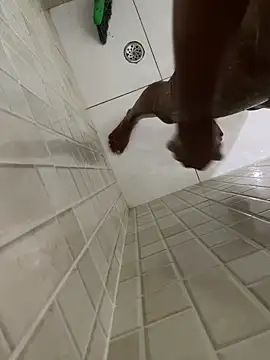 rodrigo21Cm  online show from 12-16-24, 08:58