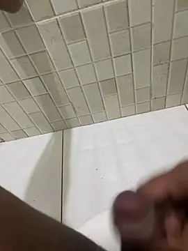 rodrigo21Cm  online show from 01-25-25, 03:09