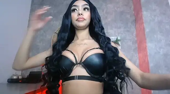 Tiffanny online show from 12-12-24, 11:40