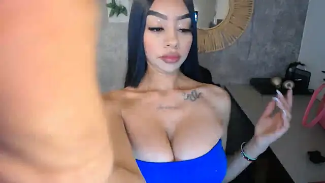 Tiffanny online show from 01-16-25, 12:42