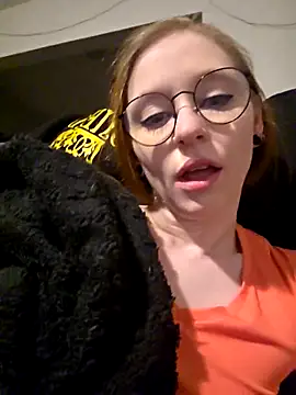 LilyFoxxx online show from 02-25-26, 01:15