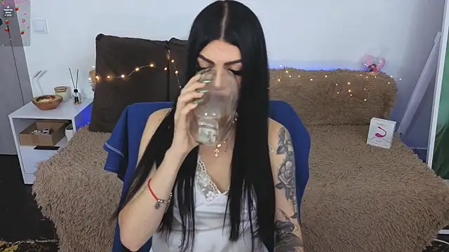 Tiffany lab online show from 09-21-25, 11:12