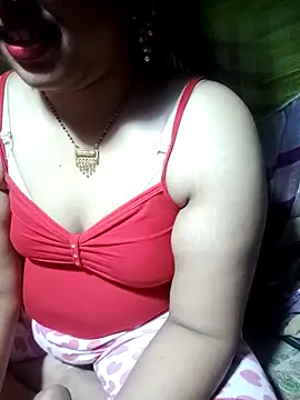 Snapshot of Super-Couple chatting on 03-20-25, 06:09 Super-Couple online show from 03-20-25, 06:09