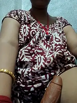 Snapshot of Super-Couple chatting on 09-20-25, 01:17 Super-Couple online show from 09-20-25, 01:17