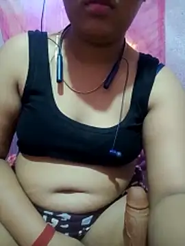 Snapshot of Super-Couple chatting on 11-19-25, 10:10 Super-Couple online show from 11-19-25, 10:10