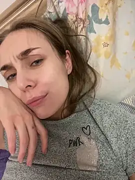 Burning girlss online show from 01-05-25, 10:19