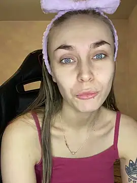 Burning girlss online show from 01-14-25, 03:11