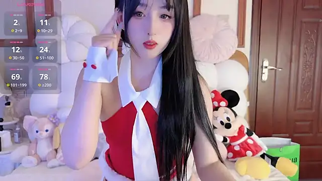 Unique-yiyi online show from 12-24-24, 07:33