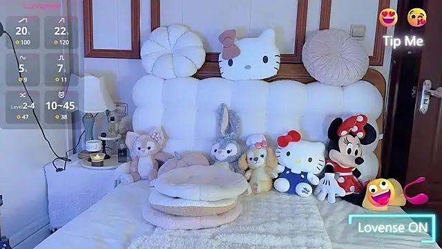 Unique-yiyi online show from 01-19-25, 06:21