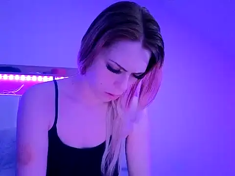 Snapshot of nicole77745 chatting on 03-02-26, 10:11 nicole77745 online show from 03-02-26, 10:11