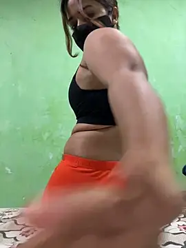 Snapshot of Black_Glow chatting on 01-10-25, 12:58 Black Glow online show from 01-10-25, 12:58