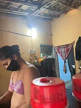 Snapshot of Black_Glow chatting on 01-16-25, 11:04 Black Glow online show from 01-16-25, 11:04