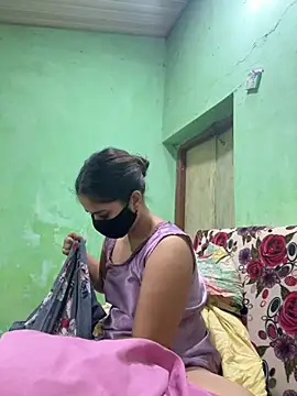 Snapshot of Black_Glow chatting on 01-30-25, 05:09 Black Glow online show from 01-30-25, 05:09