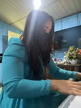 Snapshot of Black_Glow chatting on 02-09-25, 06:22 Black Glow online show from 02-09-25, 06:22