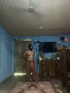 Snapshot of Black_Glow chatting on 03-08-25, 09:06 Black Glow online show from 03-08-25, 09:06