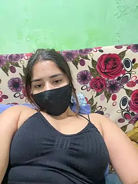 Snapshot of Black_Glow chatting on 03-16-25, 05:07 Black Glow online show from 03-16-25, 05:07