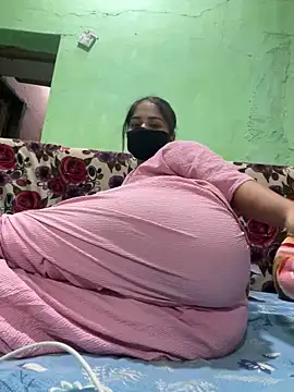 Snapshot of Black_Glow chatting on 03-18-25, 02:37 Black Glow online show from 03-18-25, 02:37