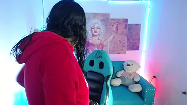 Sofi hot 4m online show from 01-14-26, 12:44