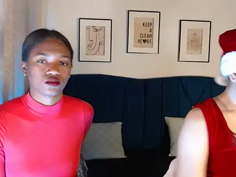 Snapshot of MISSANDRE4 chatting on 12-24-24, 02:12 MISSANDRE4 online show from 12-24-24, 02:12