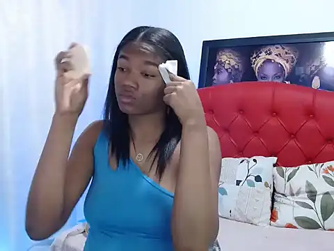 Snapshot of MISSANDRE4 chatting on 01-14-25, 01:28 MISSANDRE4 online show from 01-14-25, 01:28