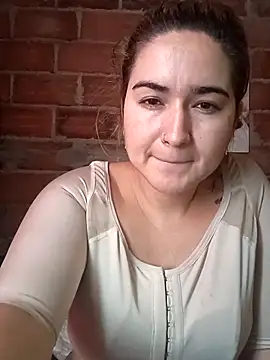 Snapshot of alexax0 chatting on 03-11-25, 02:07 alexax0 online show from 03-11-25, 02:07