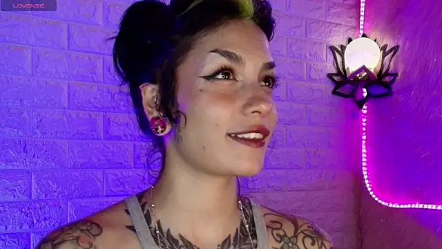 Snapshot of _mamush chatting on 09-10-25, 05:29 mamush online show from 09-10-25, 05:29