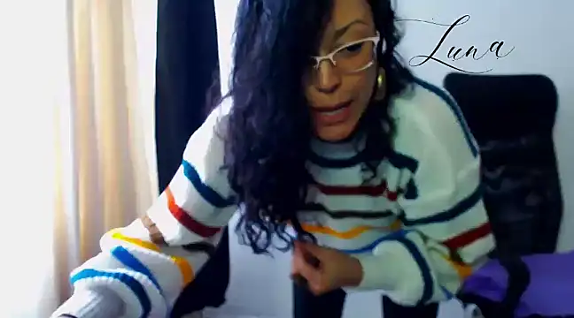 Snapshot of Lunavega1 chatting on 03-17-25, 07:26 Lunavega1 online show from 03-17-25, 07:26