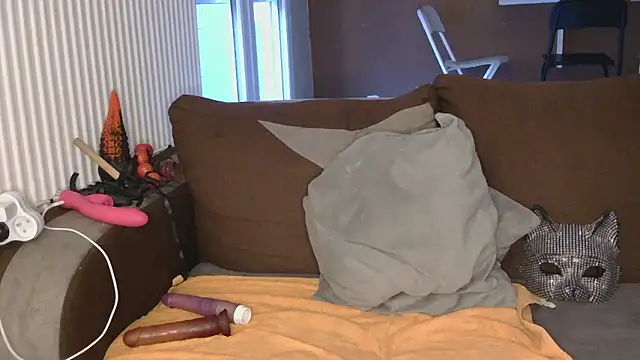 liloucamchaudee online show from 04-22-26, 06:42