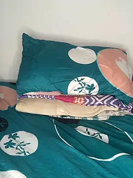 Snapshot of Amira__Fatima chatting on 03-05-25, 07:17 Amira Fatima online show from 03-05-25, 07:17