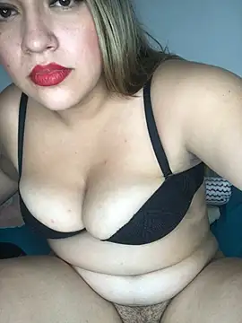 Snapshot of Amira__Fatima chatting on 03-14-25, 03:36 Amira Fatima online show from 03-14-25, 03:36