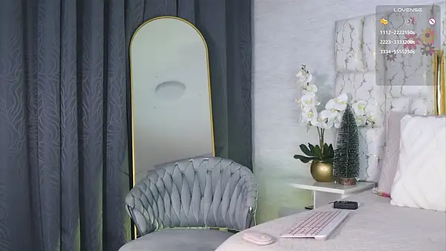 Snapshot of rosse_lennon chatting on 12-03-25, 12:51 rosse lennon online show from 12-03-25, 12:51