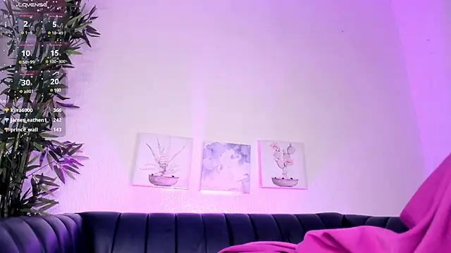 Snapshot of saray_halam chatting on 02-06-25, 12:43 saray halam online show from 02-06-25, 12:43