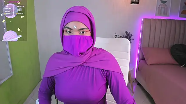 Snapshot of saray_halam chatting on 03-16-25, 06:12 saray halam online show from 03-16-25, 06:12