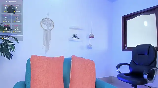 Snapshot of saray_halam chatting on 09-22-25, 06:10 saray halam online show from 09-22-25, 06:10