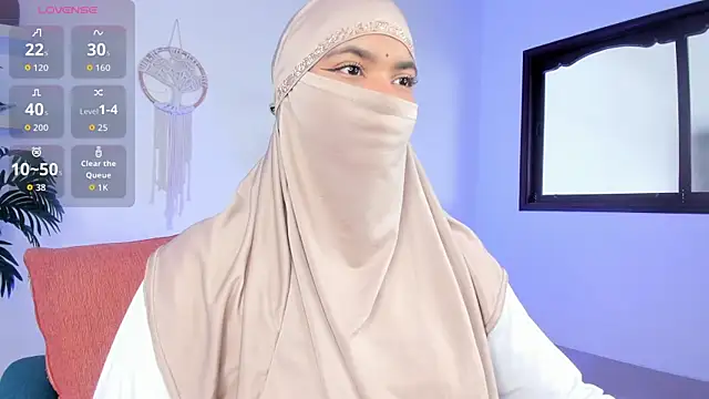 Snapshot of saray_halam chatting on 10-08-25, 06:16 saray halam online show from 10-08-25, 06:16