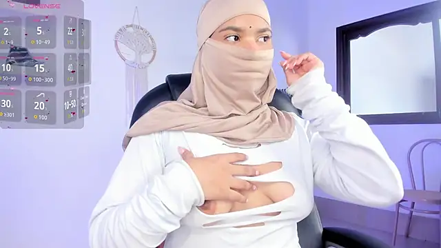 Snapshot of saray_halam chatting on 11-07-25, 06:08 saray halam online show from 11-07-25, 06:08