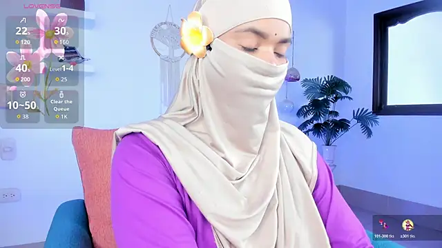 Snapshot of saray_halam chatting on 11-08-25, 06:07 saray halam online show from 11-08-25, 06:07