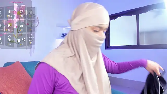 Snapshot of saray_halam chatting on 11-11-25, 06:19 saray halam online show from 11-11-25, 06:19