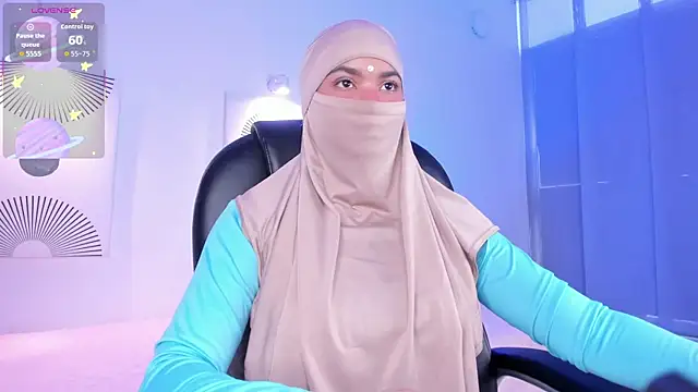 Snapshot of saray_halam chatting on 11-29-25, 12:41 saray halam online show from 11-29-25, 12:41