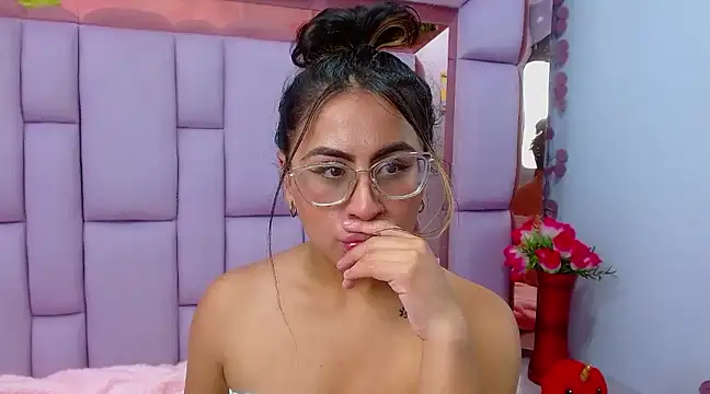 Freya Miller  online show from 02-07-25, 03:34