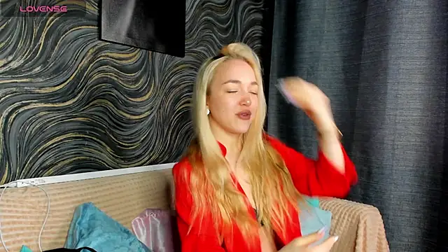 Christy Little online show from 03-15-25, 08:15