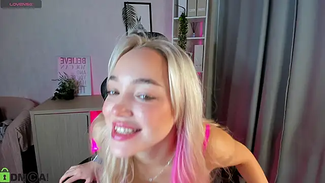 Christy Little online show from 11-13-25, 12:53