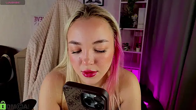 Christy Little online show from 12-05-25, 12:41