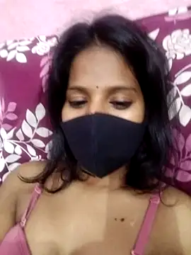 Snapshot of Shivani_Tivari chatting on 12-17-24, 05:58 Shivani Tivari online show from 12-17-24, 05:58