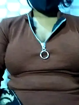 Snapshot of Shivani_Tivari chatting on 12-28-24, 10:47 Shivani Tivari online show from 12-28-24, 10:47