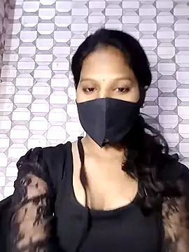 Snapshot of Shivani_Tivari chatting on 02-08-25, 06:33 Shivani Tivari online show from 02-08-25, 06:33