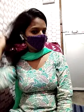 Snapshot of Shivani_Tivari chatting on 02-14-25, 06:08 Shivani Tivari online show from 02-14-25, 06:08