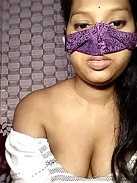 Snapshot of Shivani_Tivari chatting on 03-05-25, 06:23 Shivani Tivari online show from 03-05-25, 06:23